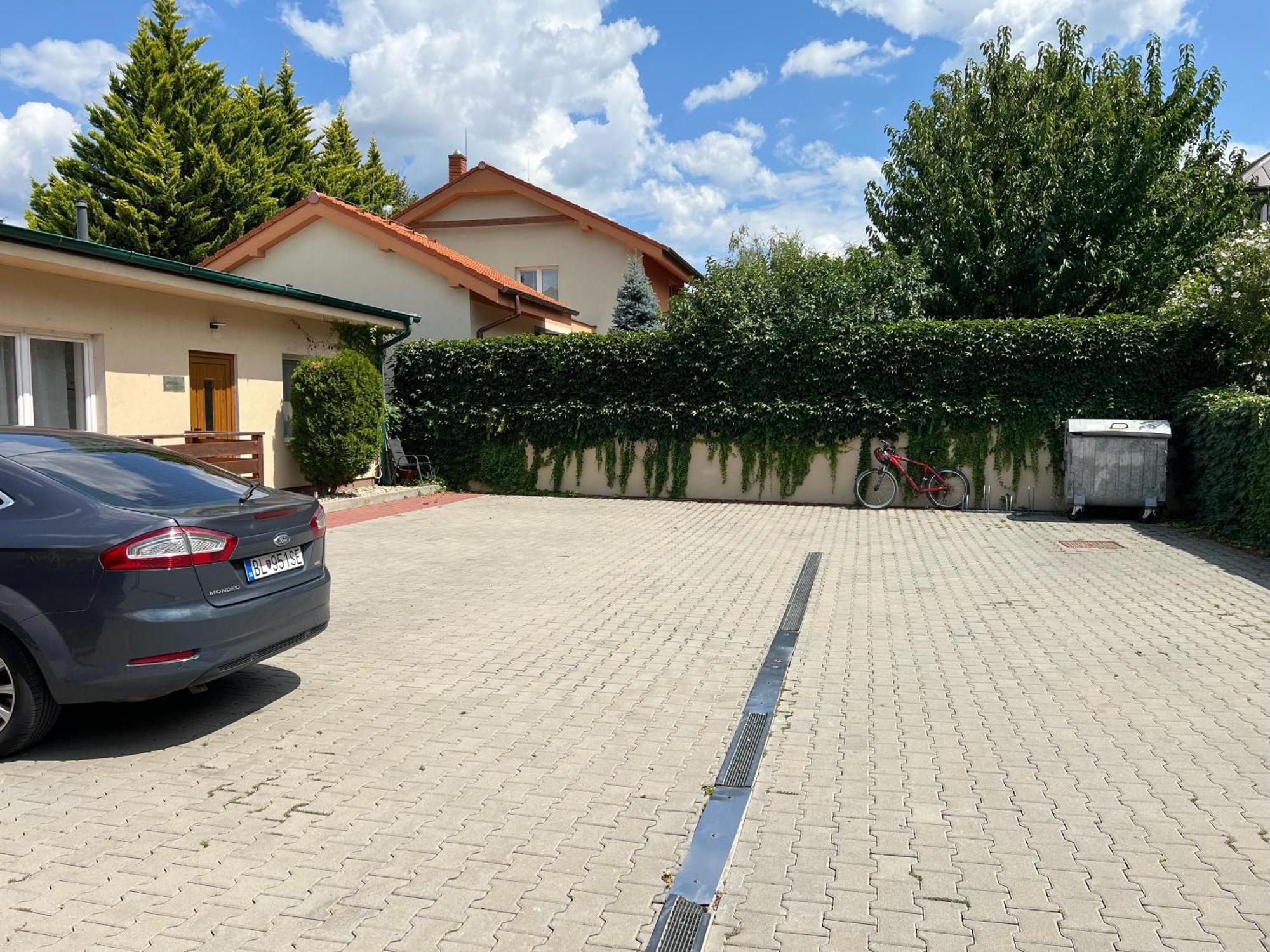 Penzión Helios Bratislava Exterior foto
